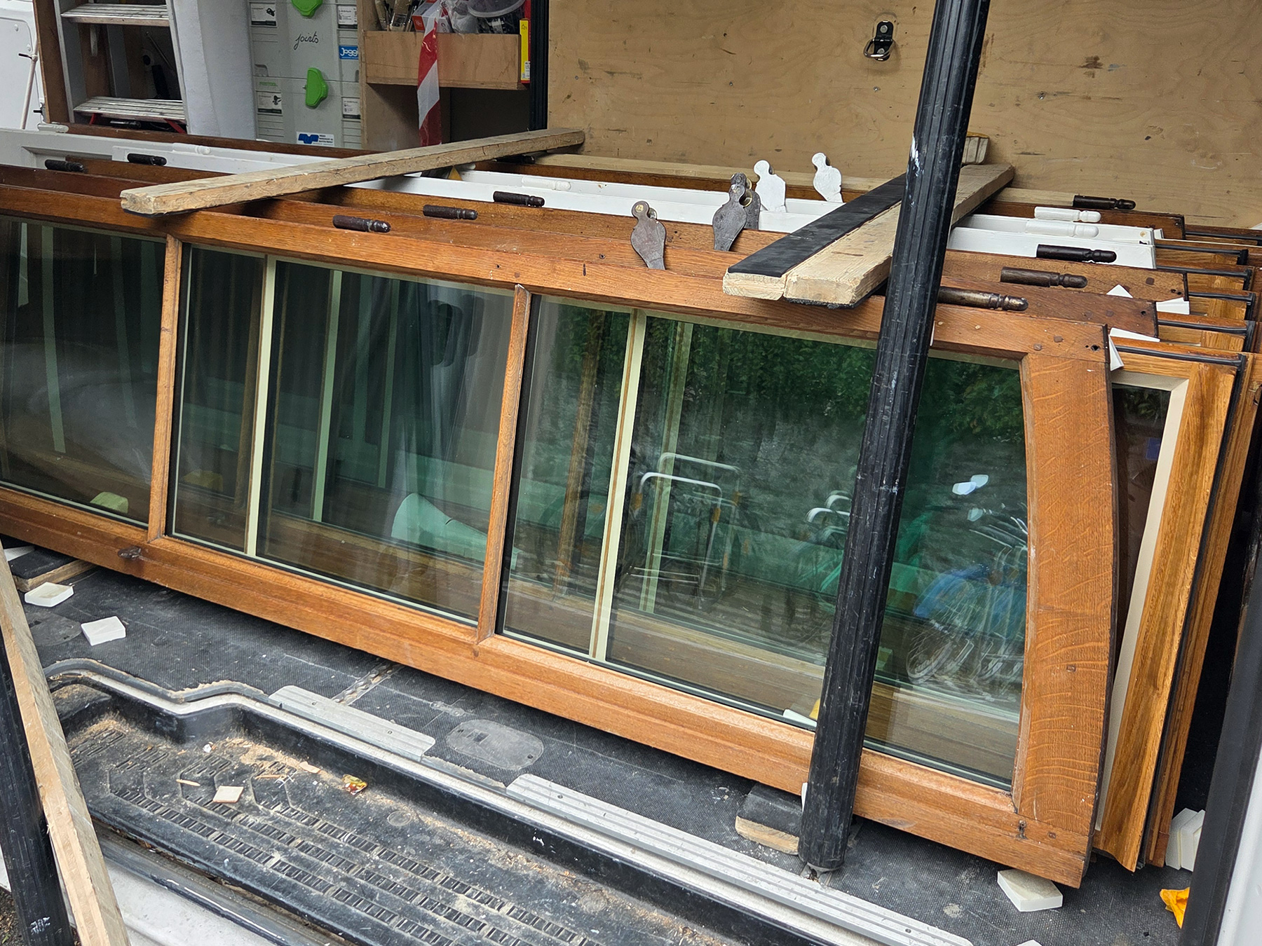 Rénovation de fenêtres d'époque en bois